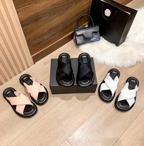 Cross Vamp Slipper Flat Bottom Sandals Solid Color Leather Home Leisure Luxury Women Designer Slippers Outdoor Beach Shoes High Quality Sandals e4ph#