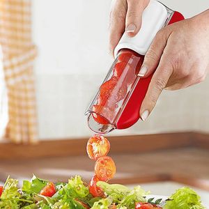 Wasserflaschen 2023Edelstahl Easy Fruit Slicer Tomaten Traube Kirsche Slicer Cutter Gemüse Salat Schneiden Küchenwerkzeuge 231204