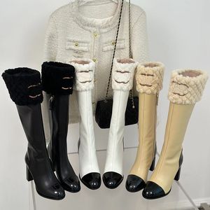 2023 Tasarımcı Kadınlar Lüks Saçlı Ayak Parçaları Botlar Kadın Orijinal Deri Yün Yüzü Fermuar Diz Botları Lady Sonbahar Kış Seksi Seksi Slip Slip Chunk Boot Ayakkabıları Boyutlar 35-40