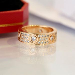 Pierścień designerski dla mężczyzny Pierścień mody dla kobiety Pierścień Diamentowy zestaw Anello di Lusso Anillos Hombre Luxe Bague Femme Bague Femme Desigte289p