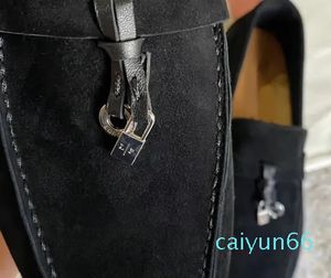 ummer Charms impreziositi Mocassini in pelle scamosciata Walk Scarpe casual slip on in vera pelle nera da donna Designer di lusso Calzature piatte per fabbrica di scarpe