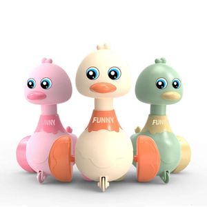 2023 Ny produkt Press typ Swing Cute Duck Toy Children Lär dig att klättra tidiga utbildningsleksaker bil för barn pojkar och flickor