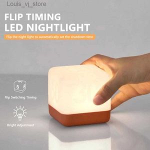 Luci notturne Lampada da tavolo a cubo a LED Ornamenti da tavolo Lampada da comodino con tempi di vibrazione Luci notturne ricaricabili USB per l'arredamento della camera da letto Regali creativi YQ231204