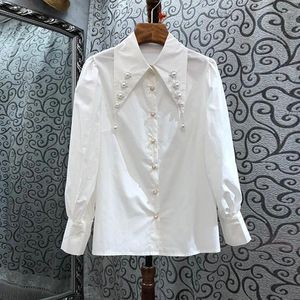 Kvinnors blusar Pearl Beading White Women Shirts Summer Design Turn-Down Collar Long-Leved Elegant Office Lady Outwear Tops