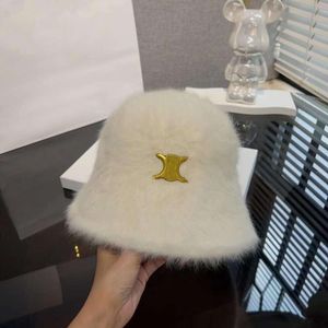 Berets Novo 2023 Luxo Celns Chapéu de Malha Chapéu de Inverno Designer Mulheres Beanie Cap Quente Marca de Moda Homens Pescador Mulheres Mens Chapéu de Malha Bonita