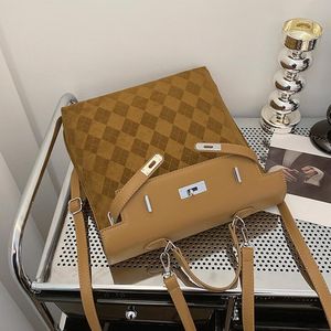 Ladies bags 4 colors classic Joker padded leather fashion casual backpack elegant atmosphere rhombic handbag street trend printing Tote bag 2215#