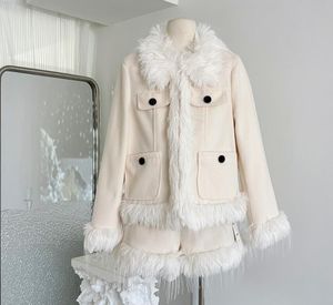 2024 Neuer Damen-Pelzmantel aus Leder und Fell von Xiaoxiangfeng, Damen-Baumwolljacke, Set für kleine Winterfigur mit langem Rock aus Wolle