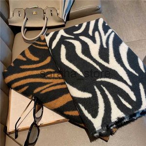 Halsdukar zebra tryck faux pashmina kvinnor svart beige kamel lång halsduk matchar alla dubbelsidiga sprautumn varm cappa sjal rscarf j231204