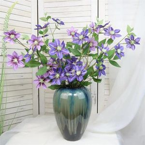 Dekorativa blommor Simulering Flower Realistic 5-Head Clematis Fake Easy Care for Wedding Home Decor Fantastisk konstgjord