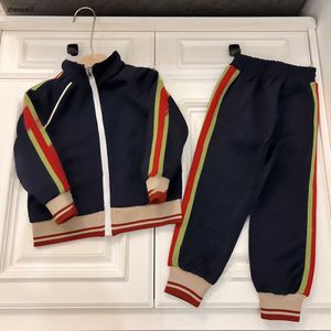 Tute per bambini di design di lusso Polsini in filo design cappotto per bambini Taglia 90-170 giacca per bambina con cerniera e pantaloni per bambino Nov25