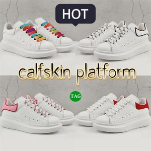 Yeni Tasarımcı Ayakkabı Buzağı Büyük Boyutlu Platform Spor Sneaker Beyaz Siyah Velvet Turuncu İşçi Derin Mavi Kırmızı Gökkuşağı Glitter Showelace Şok Pembe Gündelik Kadın Erkek Eğitmenler