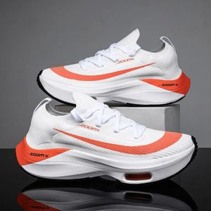 Klädskor unisex sneakers mode män snörning rund tå dämpning löpande kvinnlig tränare race andningsbara par tenis skos 231204