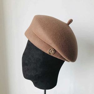 Klassische Damen-Baskenmütze, ausgefallener Wollfilz, wärmer, Wintermütze, weiß, schwarz, Damen-Fedora, Fascinator, Pillbox, formell, 230920