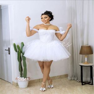 Mini abito da sposa bianco sexy a manica corta perline abito da sposa boho sudafricano su sudafricano un abito di tulle in linea abiti da sposa bohémien country