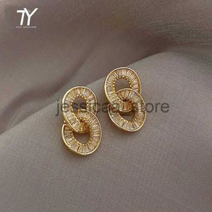 Stud Luxo Zircon Círculo Fecho Ouro Cor Pingente Brincos Para Mulher Moda Jóias Coreanas 2020 Nova Festa Menina Brincos Incomuns J231204