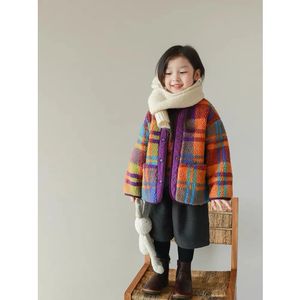 Jacken Niedlicher Plaid-Druck-Fleece-Mantel für Kinder Mädchen Kontrastfarbe Langarm Einreihiger Plüsch-Herbst-Winter-Mode-Outer 231204