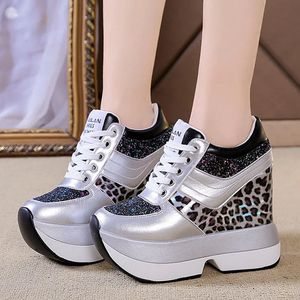 Scarpe con rialzo da donna Sneakers con paillettes Scarpe casual da donna Piattaforma con tacco Zeppe Scarpe con rialzo Sneakers da donna Scarpe vulcanizzate 231204