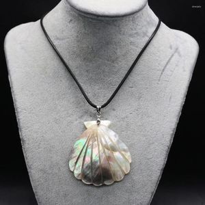 Pendant Necklaces Natural Shell Shape Mother Of Pearl Pendants Wax Thread Charm Necklace For Women Jewelry Gift Size 50x55mm Length 55cm