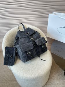 Klasik Tasarımcı Sırt Çantası Yüksek kaliteli paraşüt kumaş hafif ve aşınmaya dayanıklı lüks moda omuz bbag seyahat çantası