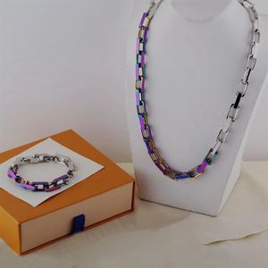 Europe America Fashion Necklace Bracelet Men Silver Black Gold-colour Multicoloured Metal Engraved V Letter Flower Pattern Thick C289m