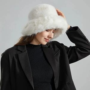 Ampla borda chapéus balde inverno faux pele para mulheres quente pelúcia pescador chapéu fuzzy fofo boné ao ar livre elegante panamá bonés ano apresenta va 231204