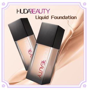 Base Beauty Faux Filter em tons de caju e baunilha Panna Cotta Fit Me Foundation