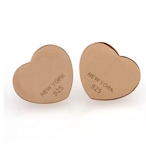 Classic Love Earrings Designer Rostfria smycken Designers Studörhänge för kvinnor Silverguld Rose Gold Love Gift With Box Hoops 2286i