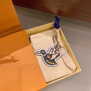 Little Duck Women Key Wallet Cartoon Polar Bear Ladies keychain keychain Design Mens Car Keyring Girl Bag Pendants Girlfrien318d