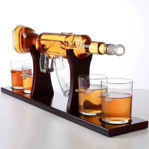バーツールエレガントな銃の形をしたガラスワイングラスウイスキークリエイティブハイボロケイ酸ボトルクラフトボトルラックギフト231204