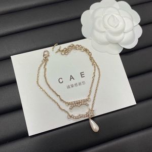 Klassische Designer-Perlen-Anhänger-Halskette für Damen, Liebe, Hochzeit, neuer Schmuck, lange Kette, neuer Modestil, Geschenk-Halskette, Winter-Boutique-Schmuck-Halskette