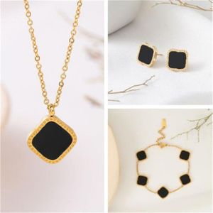 Designer pendant jewelry female necklace bracelet earrings three-piece set using 18K gold fashion set281F