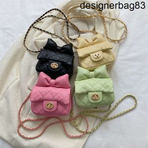 Mody projektantki dla dzieci torebki Dzieci Małe piękne torby na ramię Bowknot Mini Flip Pu Messenger Crossbody Bag Women Ladies Tote Clutch Coin Torebka