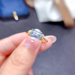 Pierścienie klastra 5 mm 7 mm VVS Grade Natural Topaz Pierścień do codziennego zużycia 0,8ct Szmaragdowy Cut jasnoniebieski srebrny prezent kobieta