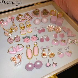 Stud Draweye Pink Earrings for Women Flowers Korean Fashion Elegant Sweet Aretes De Mujer Geometric Retro Jewelry 231205