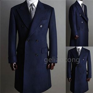 Abiti da uomo Blazer Blu scuro Abiti da uomo Cappotto lungo di lana spessa Smoking doppio petto Giacca da uomo Risvolto con visiera Blazer alla moda Cappotto formale lungo da lavoro 231205