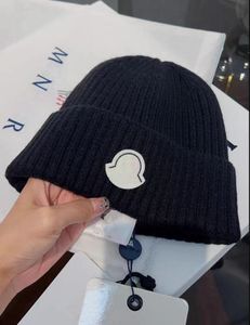 Fashion designer 2023 autumn and winter new knitted wool hat luxury knitted hat official website version craft 985
