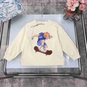 Lüks Sonbahar Bebek Hoodie Designer Çocuk Kazak Boyutu 110-160 Kaykay Spor Deseni Baskı Yuvarlak Boyun Kız Krover Nov25