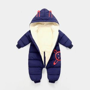 Rompers 2023 Born Plus Velvet Baby Costume Girl Clothes Winter Cotton Overallar Cartoon Hooded Snowsuit Toddler Boy Jumpsuits 231204