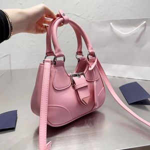 Tasarımcı Under Emfed Obbor Bag Mini Tote Cep Deri Kadın Moon Bag Lüks Aksesuarlar Crossbody Bag Kadın Çanta Sahibi Elçi Çanta 23cm