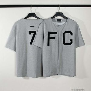 エッセンシャルシャツメンズTシャツデザイナーファッション服ラグジュアリーティーシャツ霧ESS野球シーズン7メインライン7番目のパッチリッチハイストリートショートスリーブシャツの男性