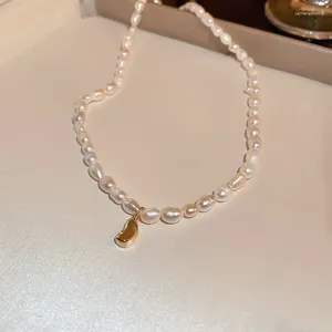 Anhänger Halsketten ALLME Nette Reizende Gold Farbe Metall Bean Für Frauen Süßwasser Perle Perlen Choker Halskette Täglichen Schmuck
