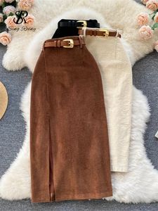 Spódnice Singreiny Women Koreańskie podzielone seksowną długą spódnicę Zima sztrukoi szczupła gruba moda streetwearu Vintage Autumn Bodycon 231204