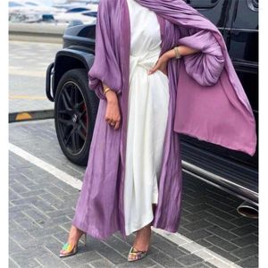 Abbigliamento etnico Abaya in raso lucido Musulmano Tacchino Kimono estivo con maniche a sbuffo Abito aperto Dubai Arabo Jalabiya Ramadan Abito da donna