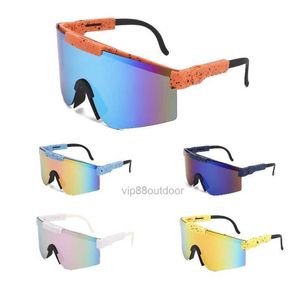 2024 Açık Gözlük Sporları Polarize Güneş Gözlüğü UV400 Beyzbol Viper UV Koruma Koruma Büyük Çerçeve 221102 4U4N kullanan erkekler ve kadınlar için Bisiklet Gözlükleri