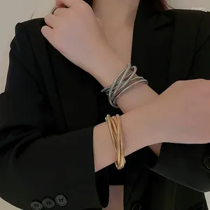 Bangle Aankomst Armbanden Mode Metaal Trendy Ronde Retro Drielaagse elastische armband met brede rand Eenvoudige vrouwelijke sieraden