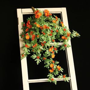 Decorações de Natal 85 cm de comprimento plantas artificiais videira seda margarida flor ramo de parede pendurado trepadeira folha de árvore de carvalho verde para casa jardim decoração de casamento 231205