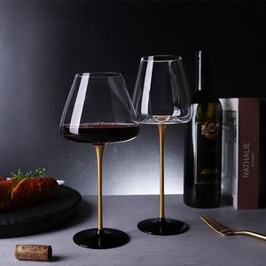 Wine Glasses Creative Concave Bottom Wine Glass 24K Crystal Goblet for Home European Style Light Luxury Sands Champagne Glasses Drinkware 231205