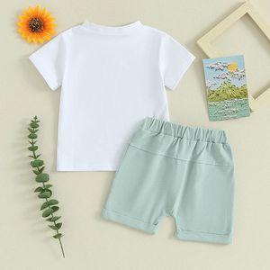 Комплекты одежды Детские летние наряды для мальчиков с красочным буквенным принтом, футболки с круглым вырезом и короткими рукавами и шорты с эластичной резинкой на талии, комплект одежды из 2 предметов