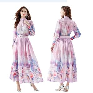 Retro Floral Férias Chiffon Boho Maxi Vestido 2023 Mulher Runway Designer Manga Longa Primavera Outono Mock Neck Slim Roxo Cintura Alta Festa Ruched Solto Big Swing Vestidos