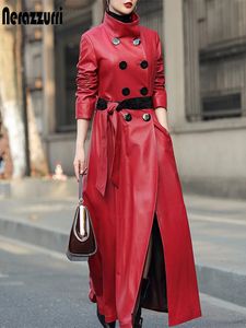 Jaquetas femininas Nerazzurri Outono Maxi Vermelho Pu Couro Trench Coat para Mulheres Cinto de Manga Longa Dupla Breasted Elegante Pista de Luxo Moda 231204